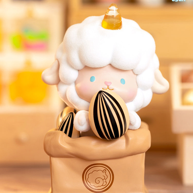 Gyun-Mie Kee Dried Fruit Shop Series PVC Figures